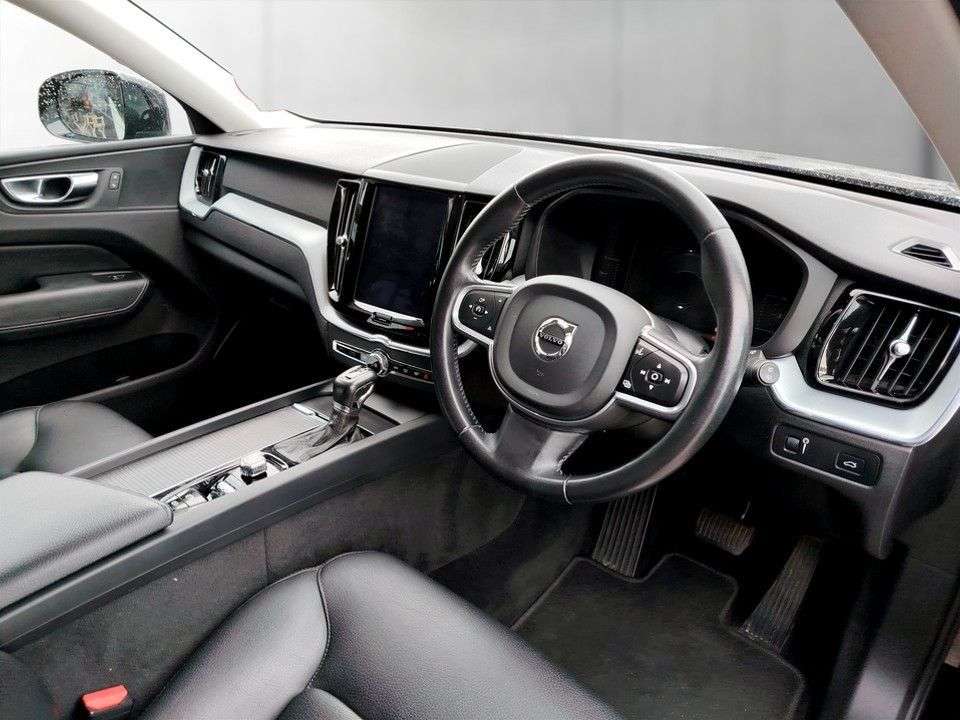 2017 VOLVO XC60 2017 VOLVO XC60