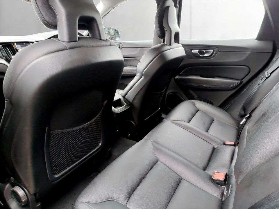 2017 VOLVO XC60 2017 VOLVO XC60