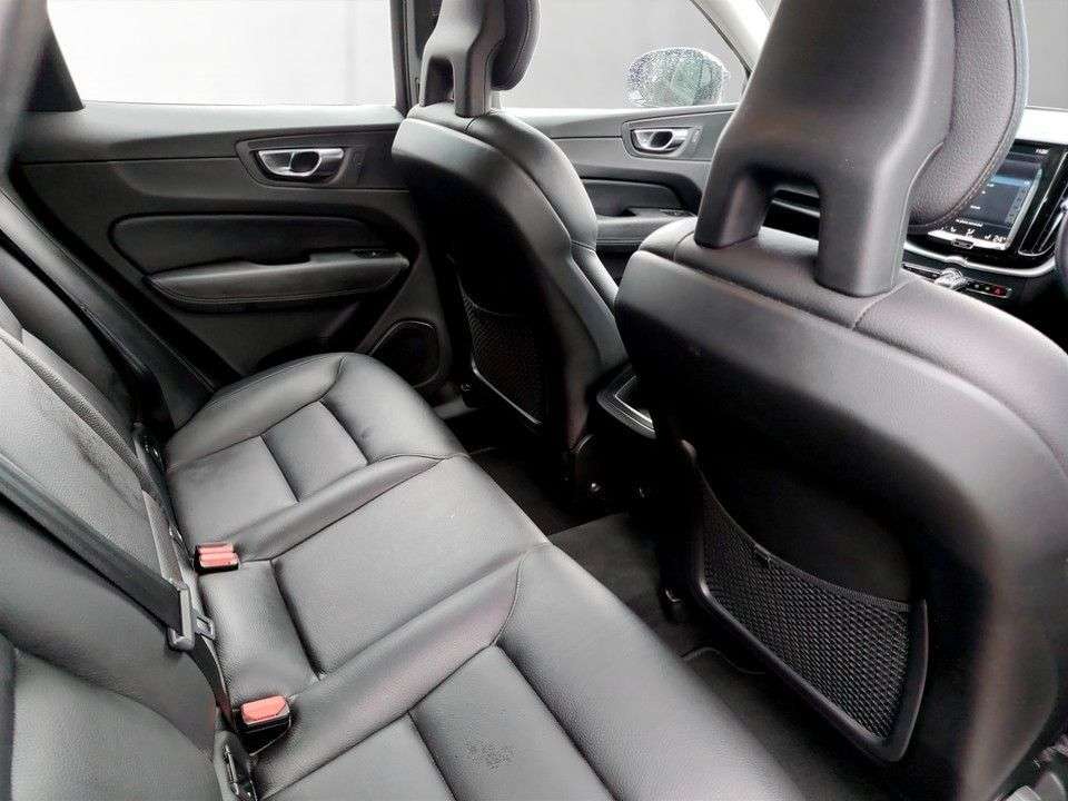 2017 VOLVO XC60 2017 VOLVO XC60