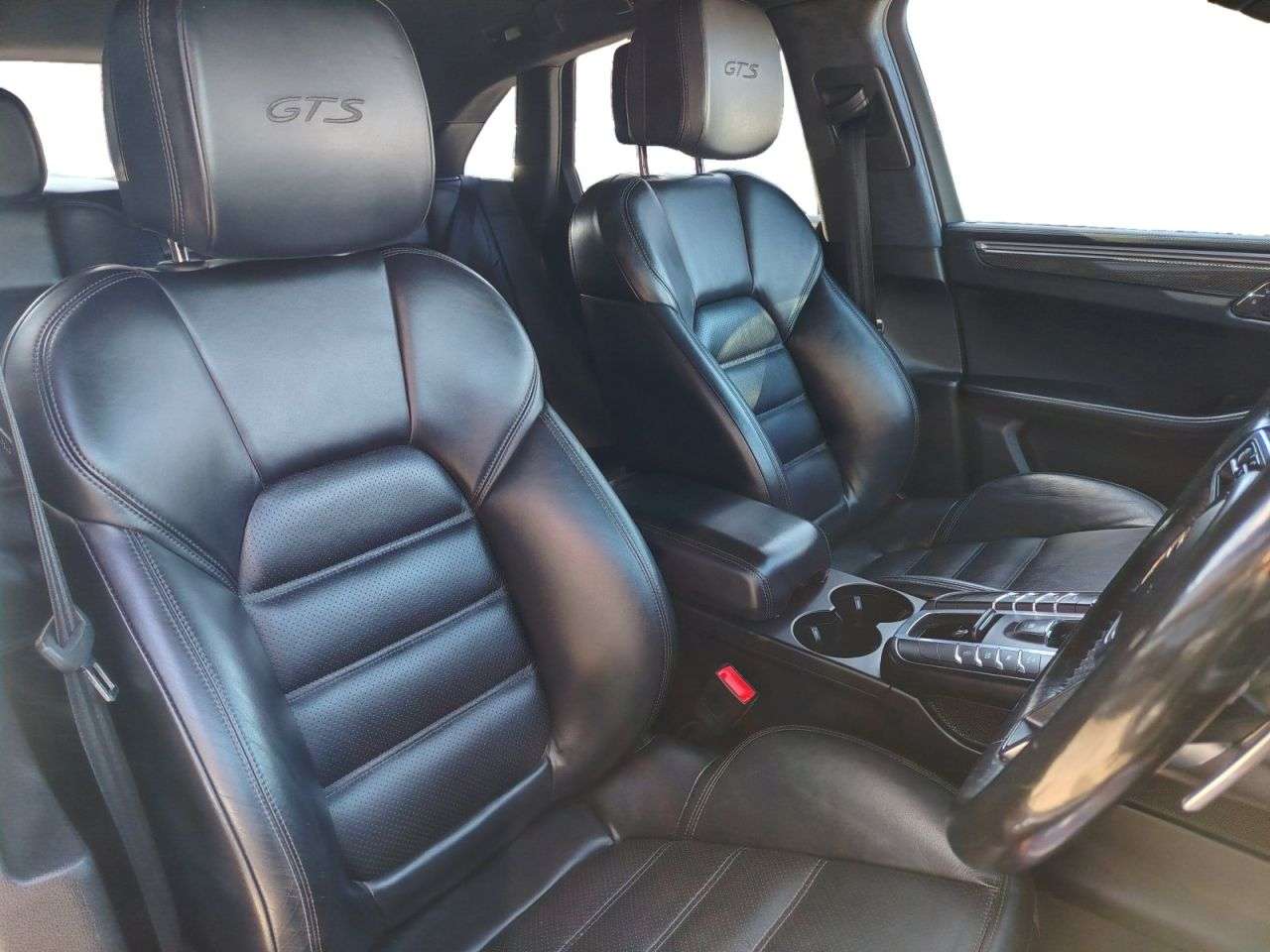 2017 PORSCHE MACAN 2017 PORSCHE MACAN