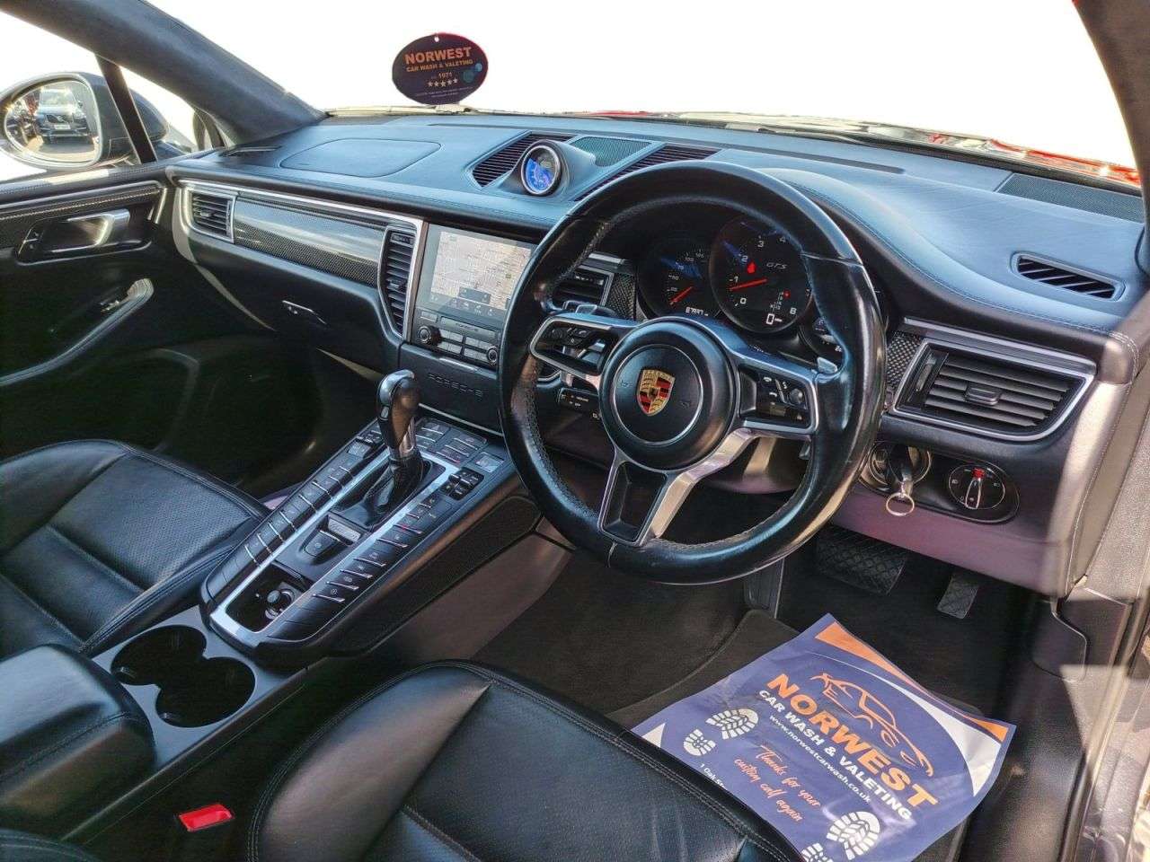 2017 PORSCHE MACAN 2017 PORSCHE MACAN