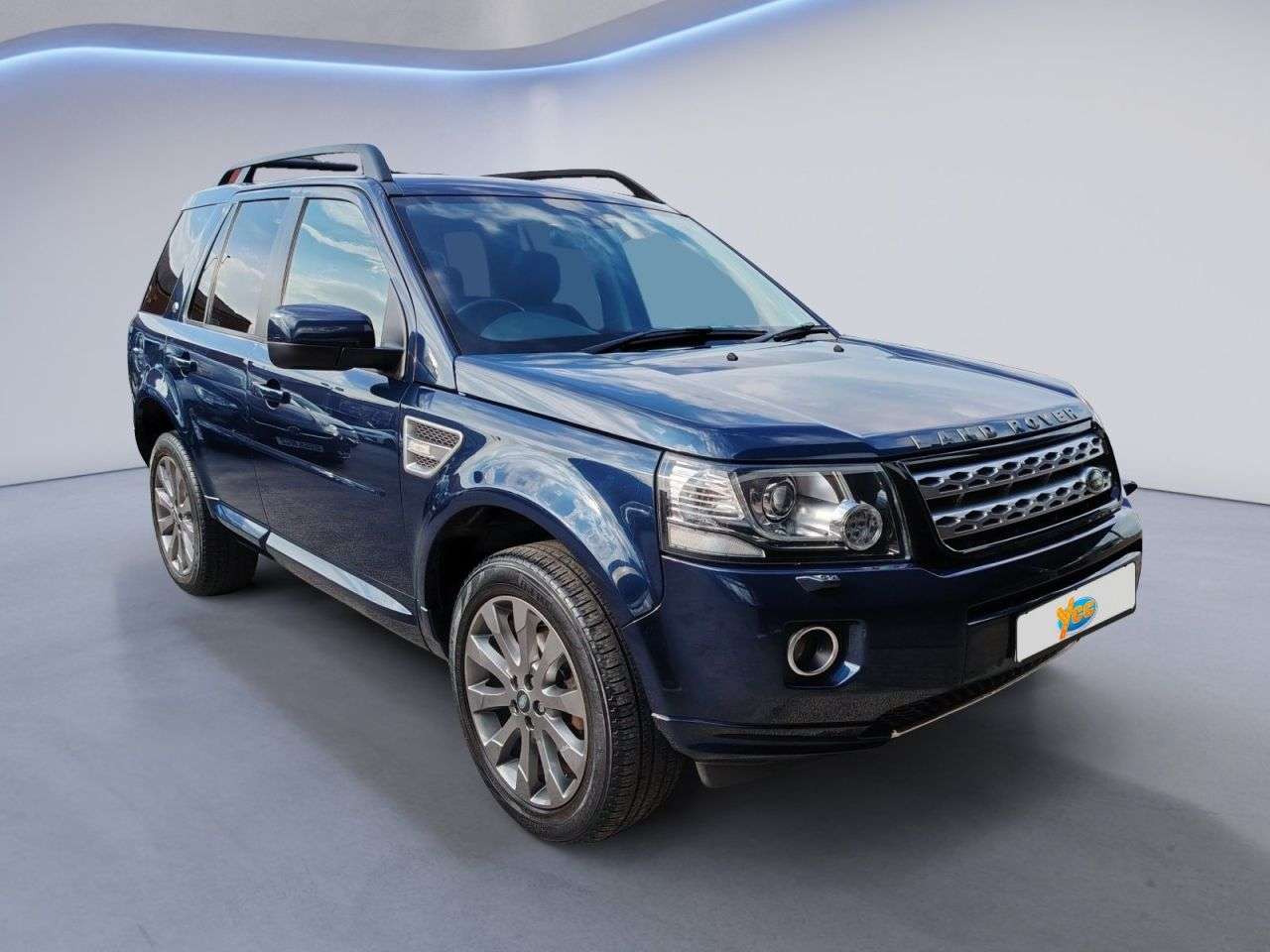 A 2013 LAND ROVER FREELANDER 2 2.2 SD4 HSE Lux SUV 5dr Diesel CommandShift 4WD Euro 5 (190 ps) 9 STAMP FUL A 2013 LAND ROVER FREELANDER 2 2.2 SD4 HSE Lux SUV 5dr Diesel CommandShift 4WD Euro 5 (190 ps) 9 STAMP FUL