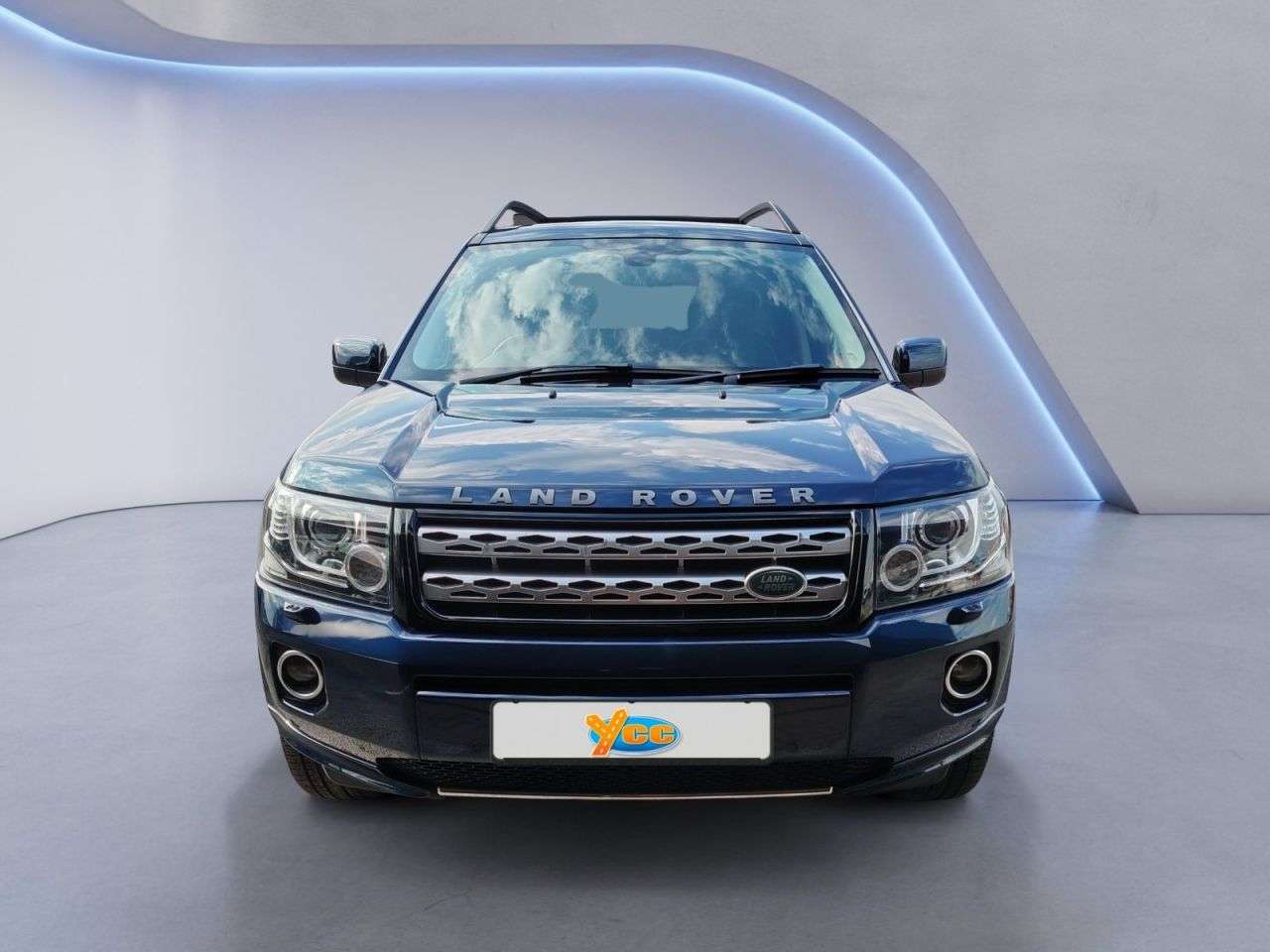 A 2013 LAND ROVER FREELANDER 2 2.2 SD4 HSE Lux SUV 5dr Diesel CommandShift 4WD Euro 5 (190 ps) 9 STAMP FUL A 2013 LAND ROVER FREELANDER 2 2.2 SD4 HSE Lux SUV 5dr Diesel CommandShift 4WD Euro 5 (190 ps) 9 STAMP FUL