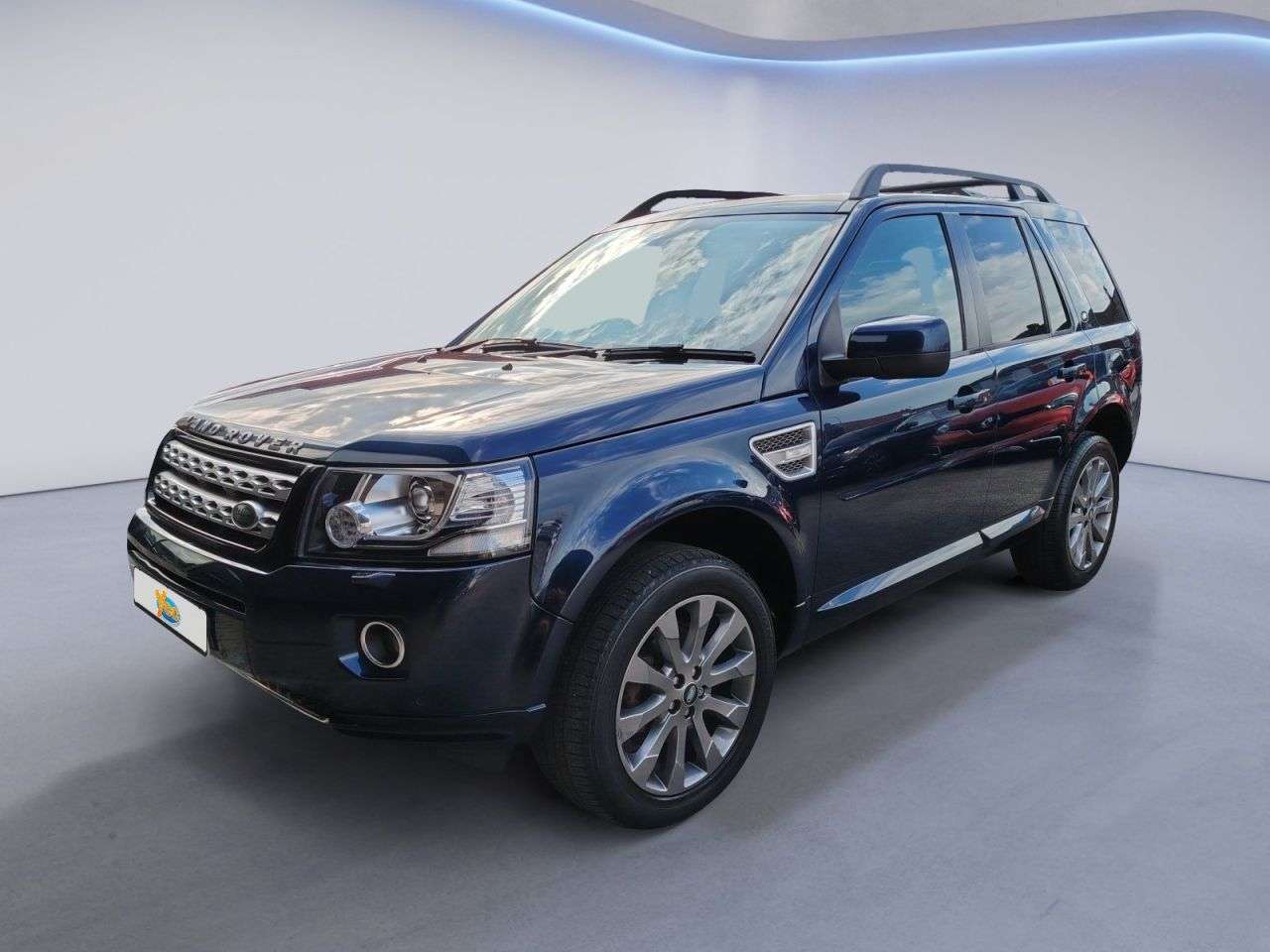 A 2013 LAND ROVER FREELANDER 2 2.2 SD4 HSE Lux SUV 5dr Diesel CommandShift 4WD Euro 5 (190 ps) 9 STAMP FUL A 2013 LAND ROVER FREELANDER 2 2.2 SD4 HSE Lux SUV 5dr Diesel CommandShift 4WD Euro 5 (190 ps) 9 STAMP FUL