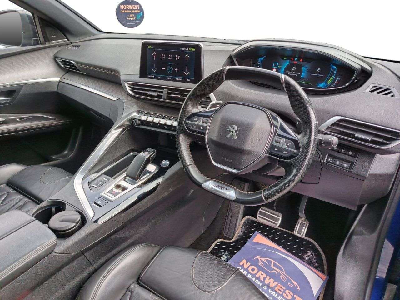2020 PEUGEOT 3008 2020 PEUGEOT 3008