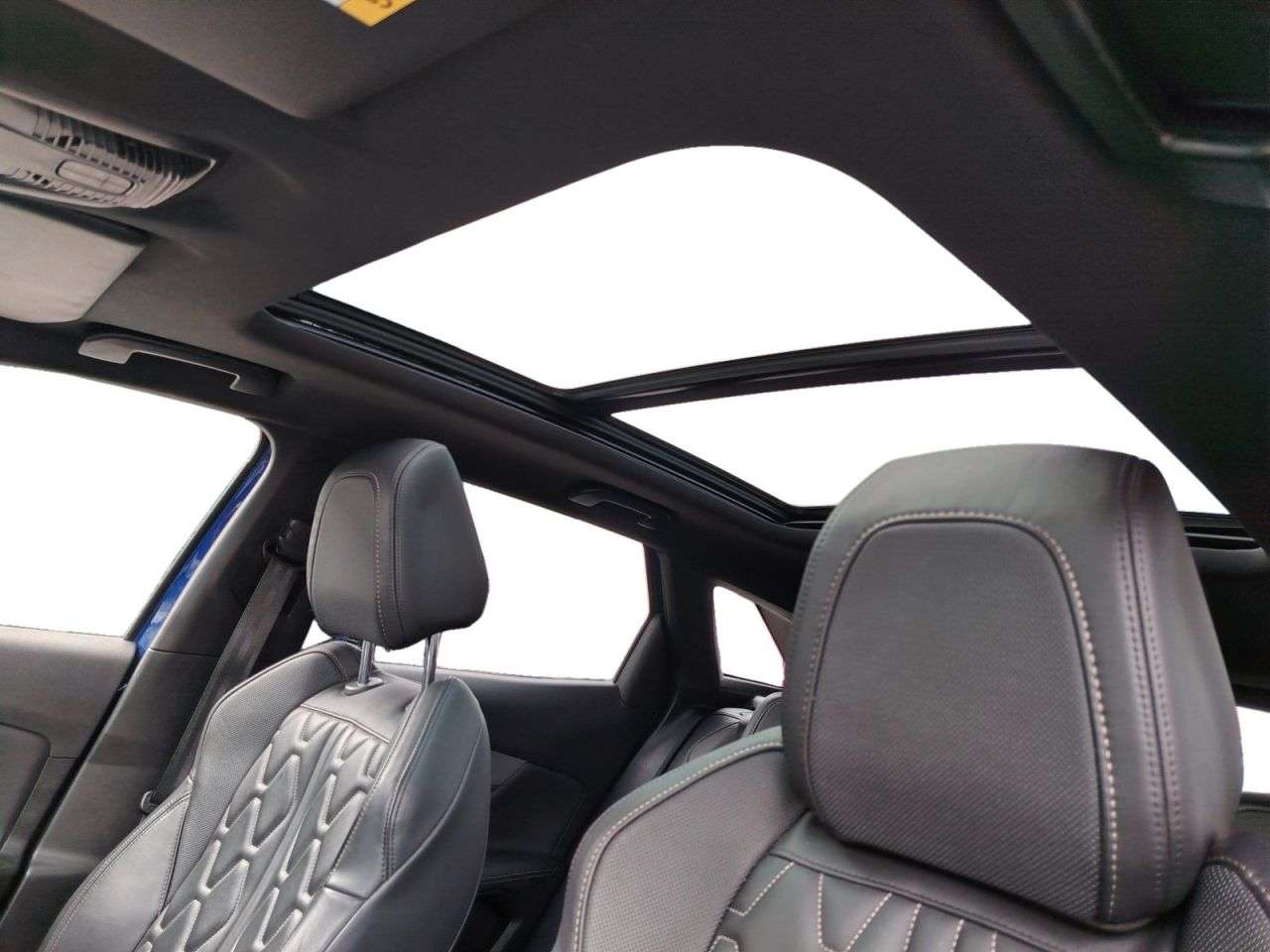 2020 PEUGEOT 3008 2020 PEUGEOT 3008