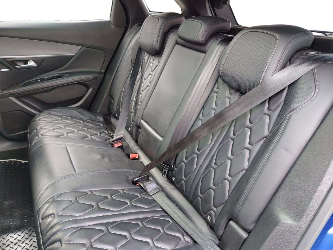 2020 PEUGEOT 3008 2020 PEUGEOT 3008
