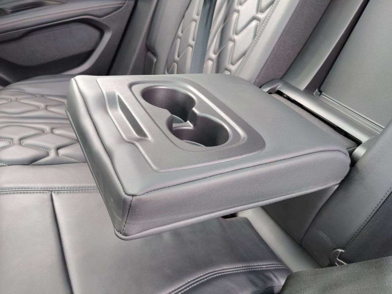 2020 PEUGEOT 3008 2020 PEUGEOT 3008
