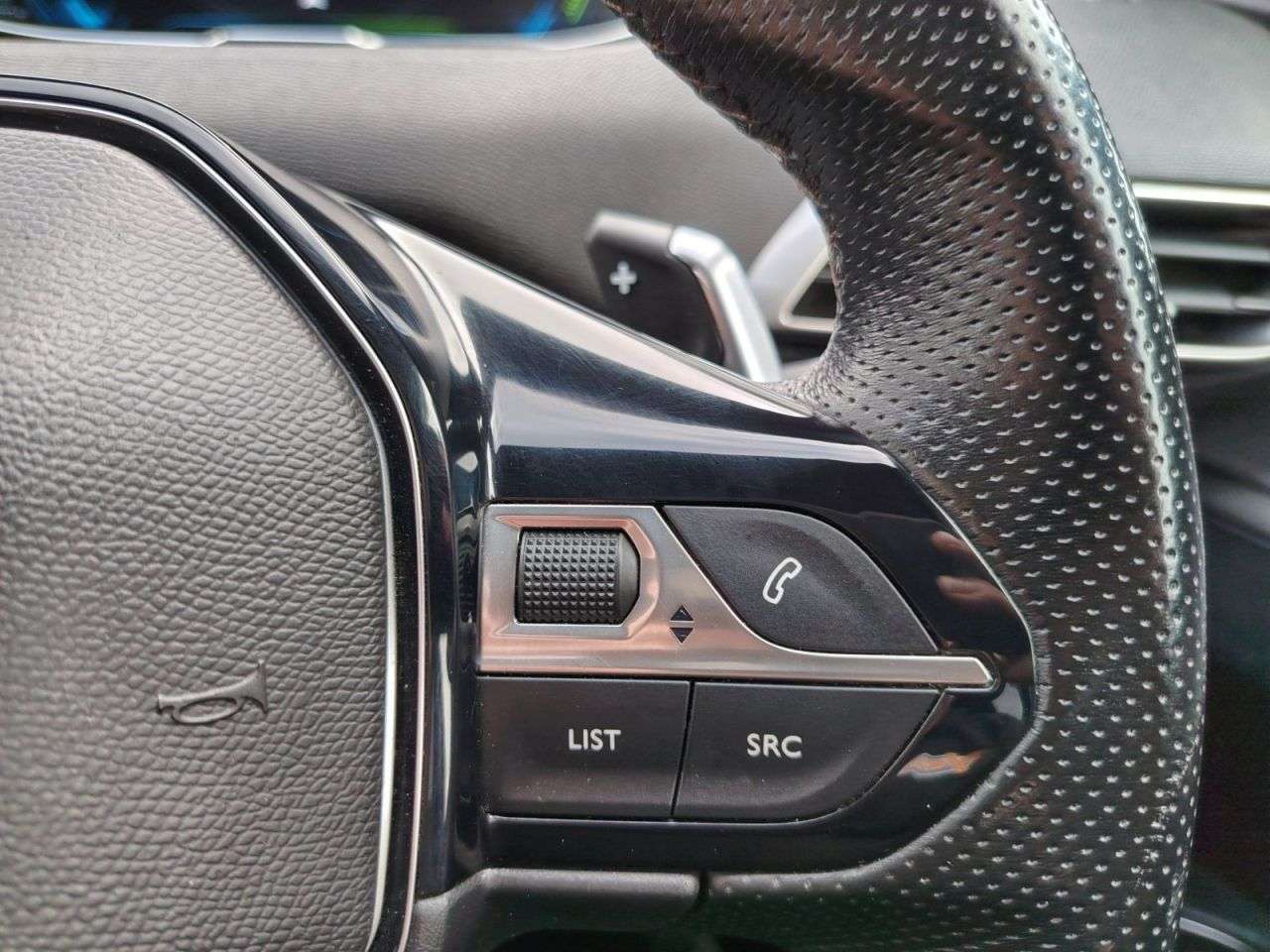 2020 PEUGEOT 3008 2020 PEUGEOT 3008