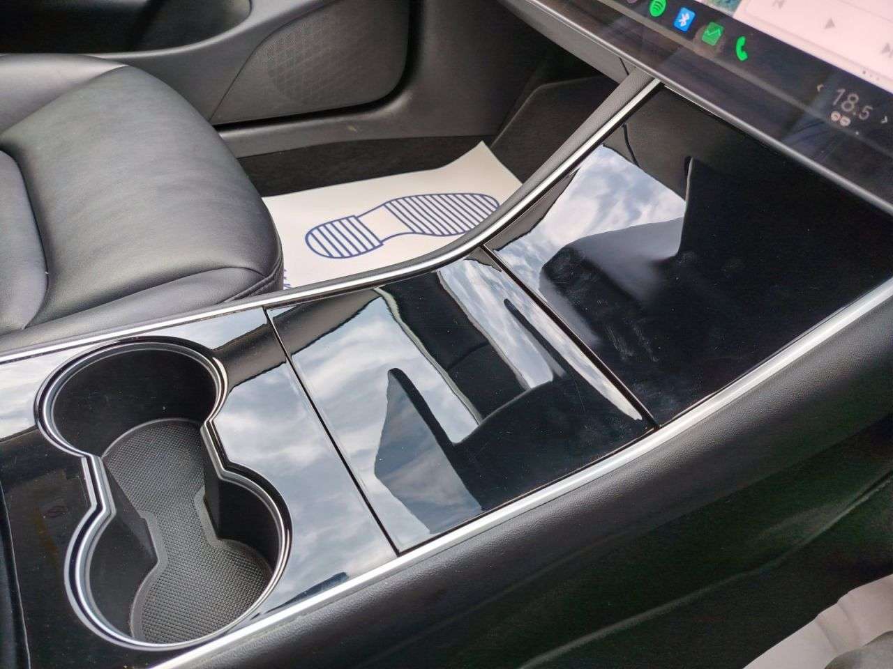 2020 TESLA MODEL 3 2020 TESLA MODEL 3