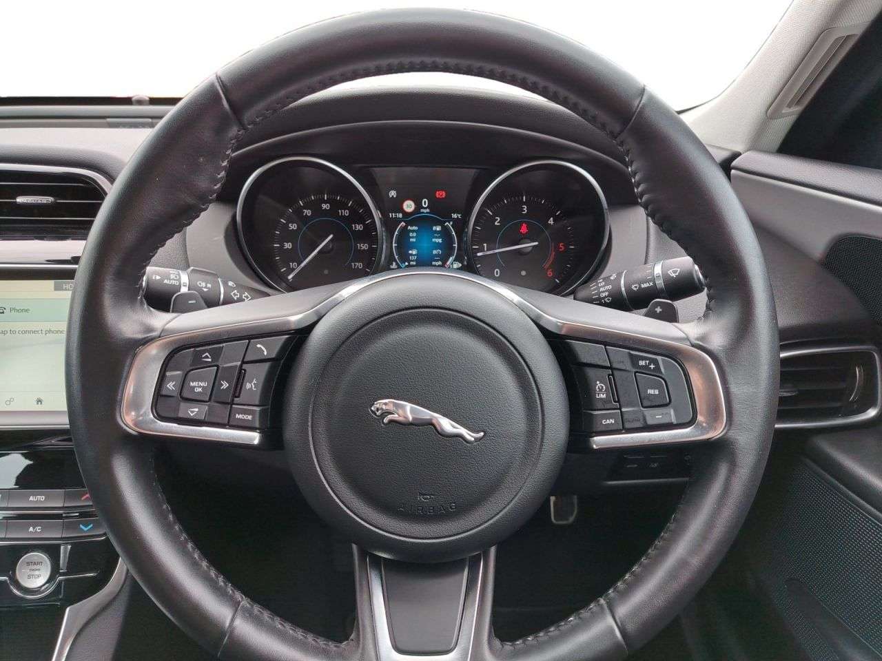 2018 JAGUAR XE 2018 JAGUAR XE