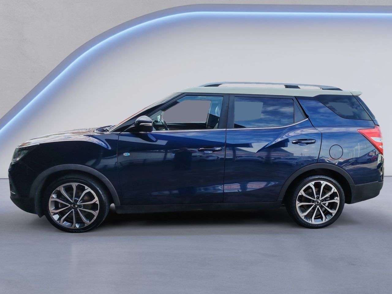A 2018 SSANGYONG TIVOLI XLV 1.6 e-XDi ELX SUV 5dr Diesel Manual 4WD Euro 6 (s/s) (115 ps) JUST ARRIVED A 2018 SSANGYONG TIVOLI XLV 1.6 e-XDi ELX SUV 5dr Diesel Manual 4WD Euro 6 (s/s) (115 ps) JUST ARRIVED