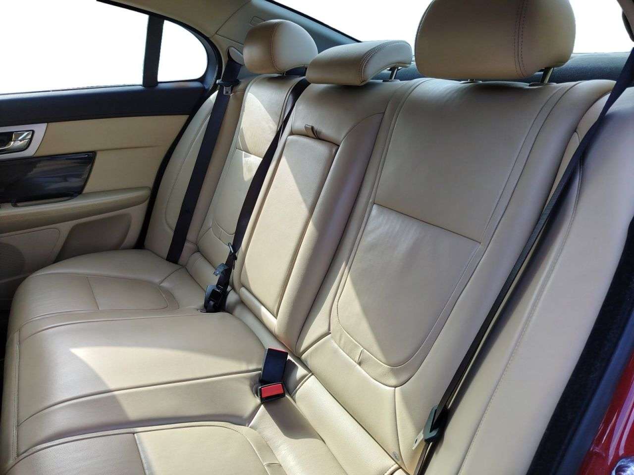 2012 JAGUAR XF 2012 JAGUAR XF
