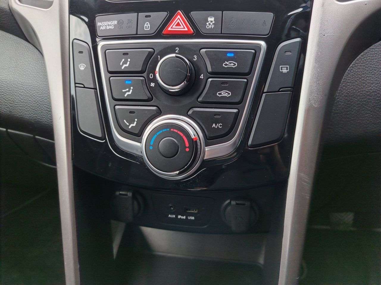 2013 HYUNDAI I30 2013 HYUNDAI I30