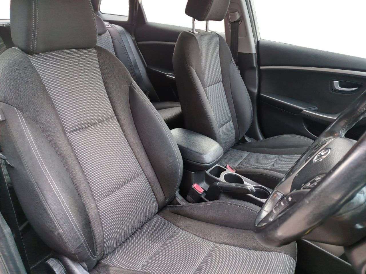2013 HYUNDAI I30 2013 HYUNDAI I30