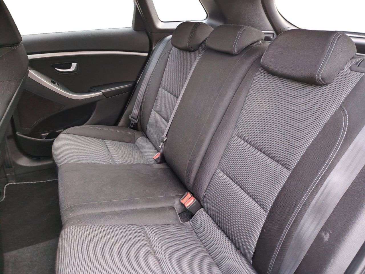 2013 HYUNDAI I30 2013 HYUNDAI I30