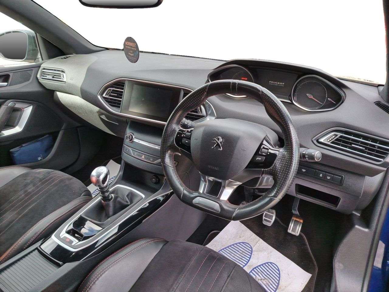 2015 PEUGEOT 308 2015 PEUGEOT 308