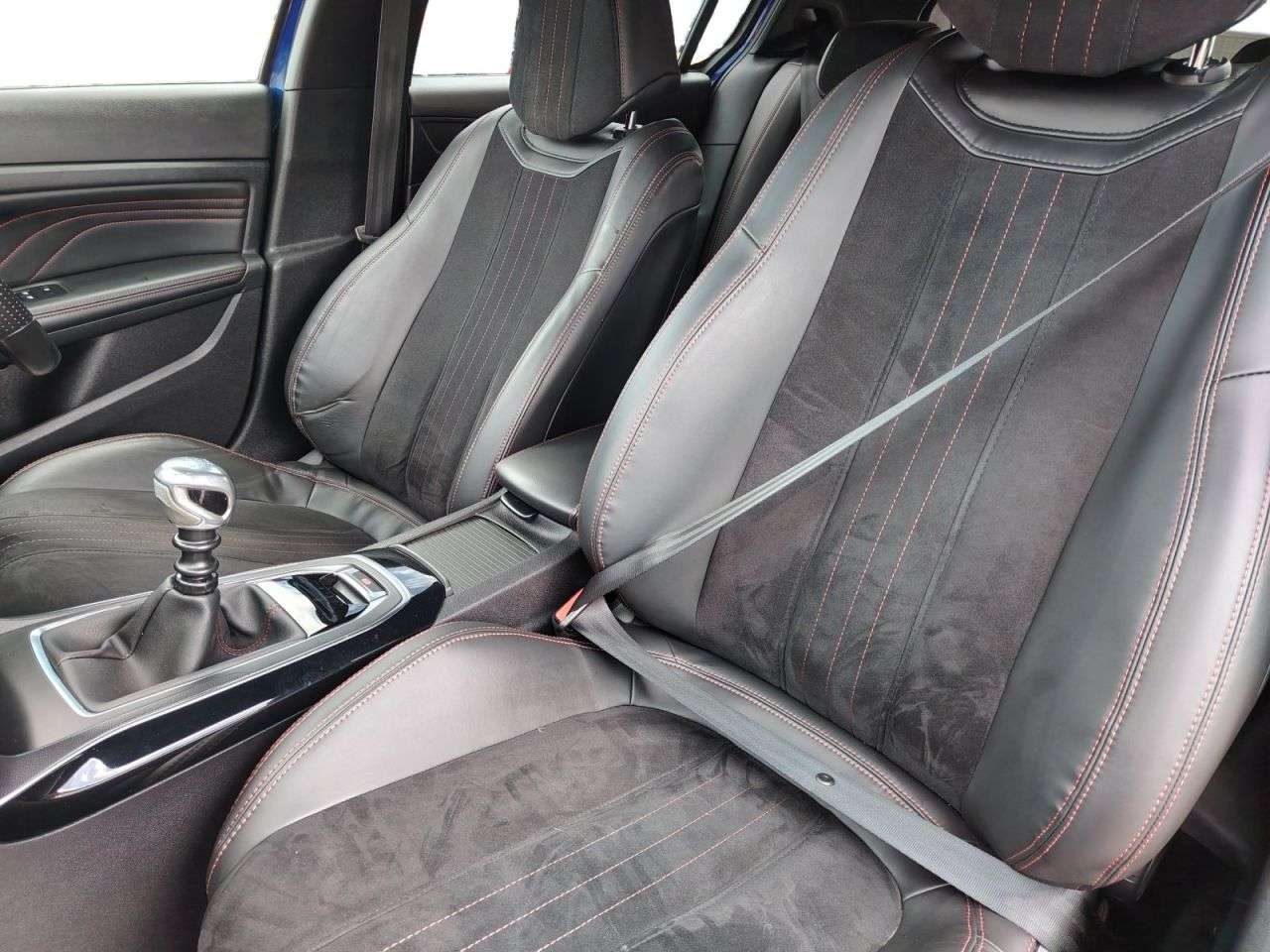 2015 PEUGEOT 308 2015 PEUGEOT 308