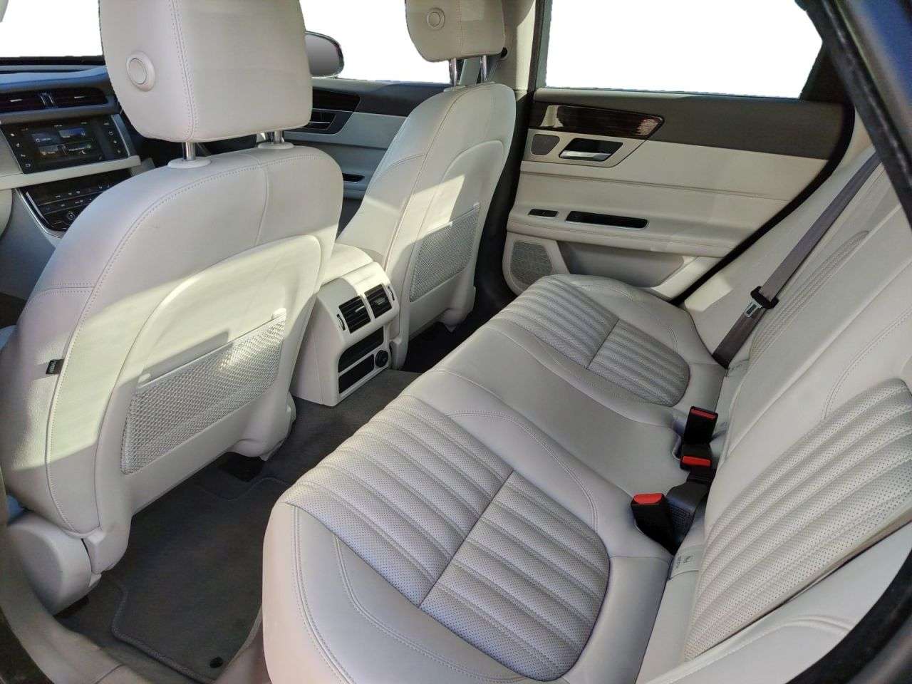 2016 JAGUAR XF 2016 JAGUAR XF