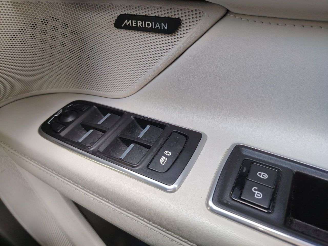 2016 JAGUAR XF 2016 JAGUAR XF