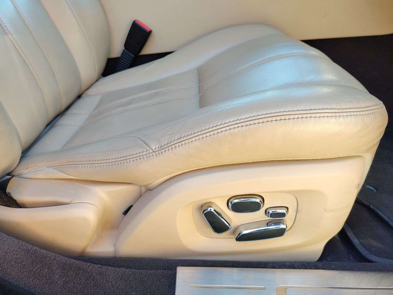 2011 JAGUAR XJ 2011 JAGUAR XJ