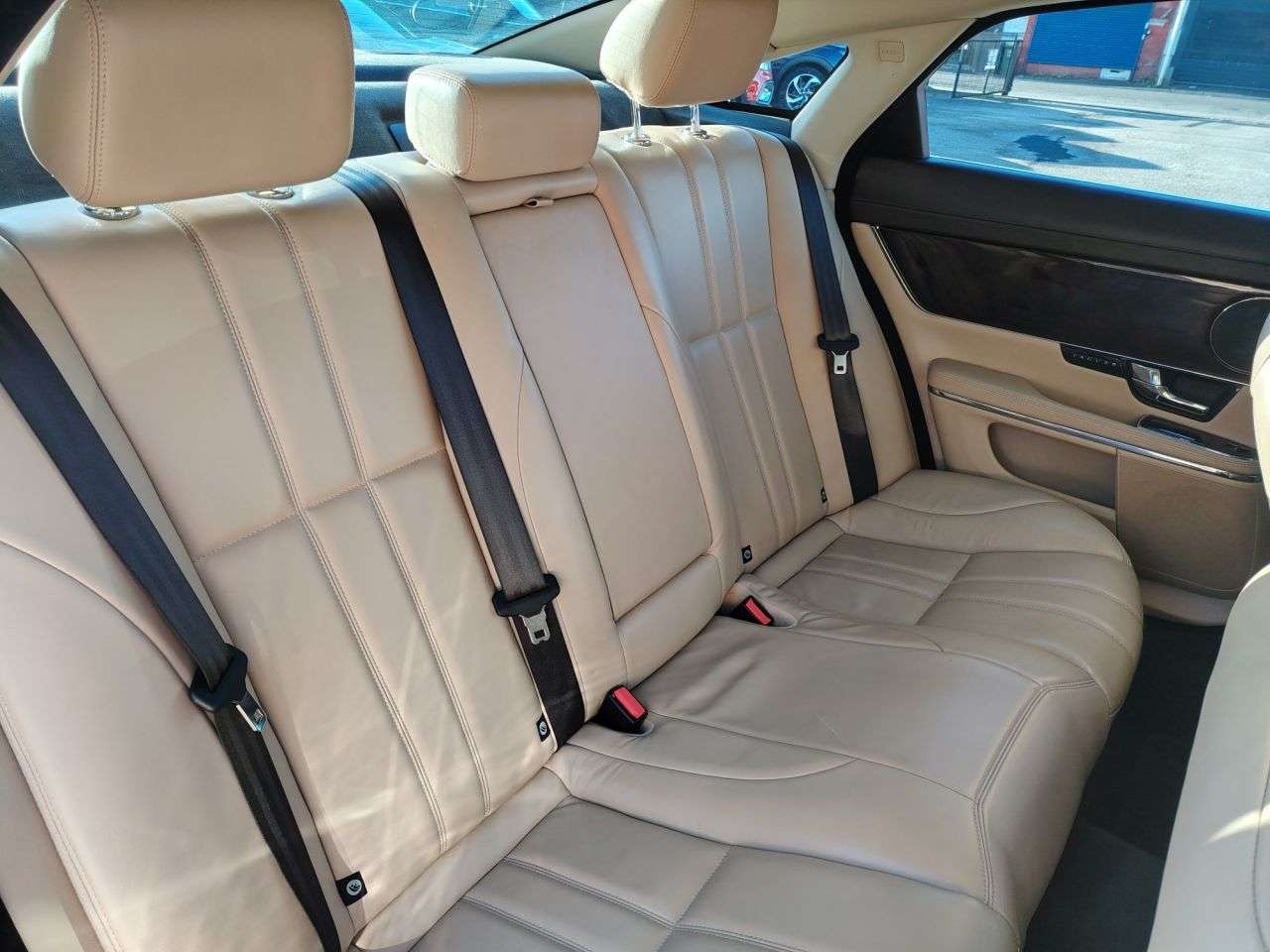 2011 JAGUAR XJ 2011 JAGUAR XJ