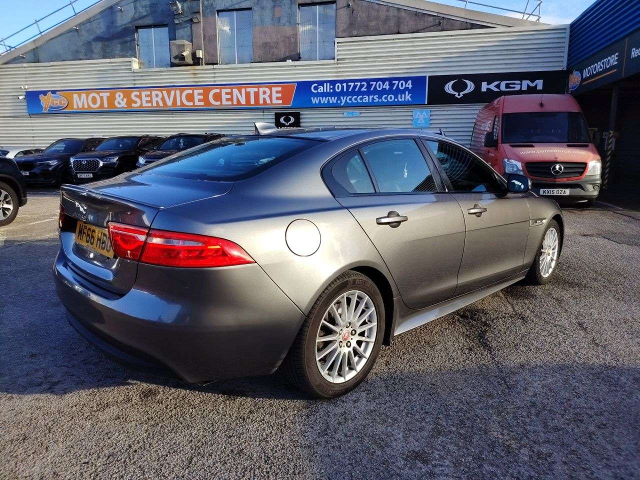 2016 JAGUAR XE 2016 JAGUAR XE
