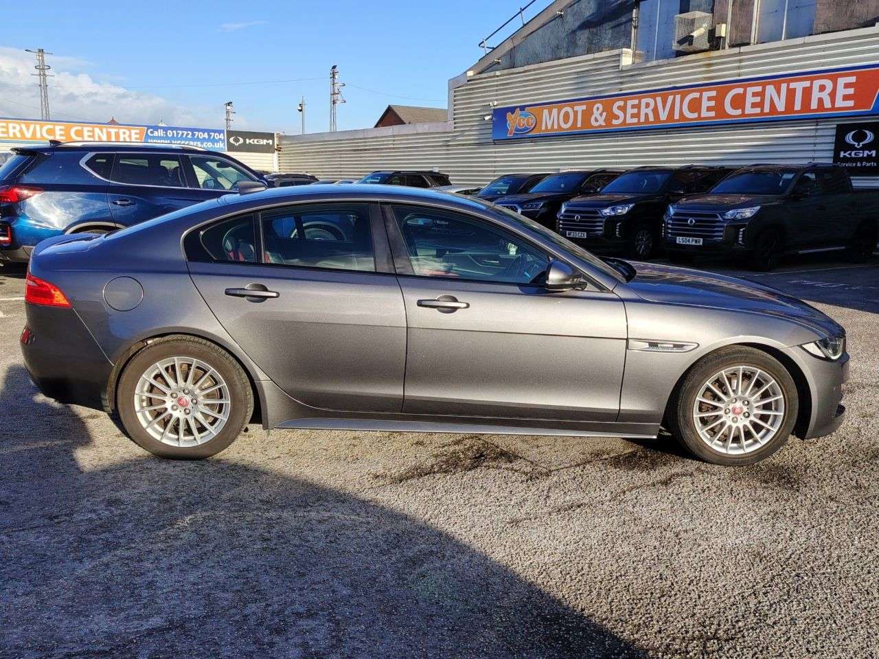 2016 JAGUAR XE 2016 JAGUAR XE