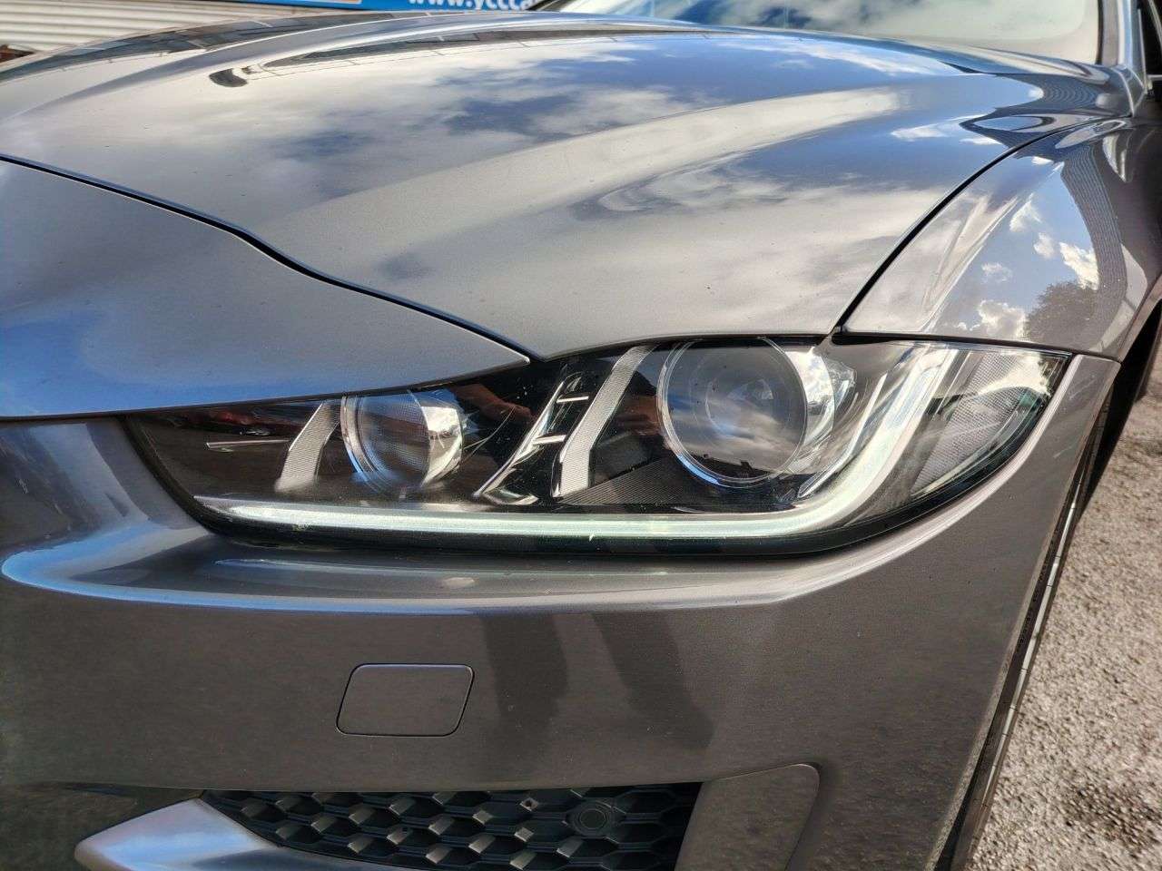 A 2016 JAGUAR XE 2.0d R-Sport Saloon 4dr Diesel Auto Euro 6 (s/s) (163 ps) 6 STAMP SERVICE H A 2016 JAGUAR XE 2.0d R-Sport Saloon 4dr Diesel Auto Euro 6 (s/s) (163 ps) 6 STAMP SERVICE H