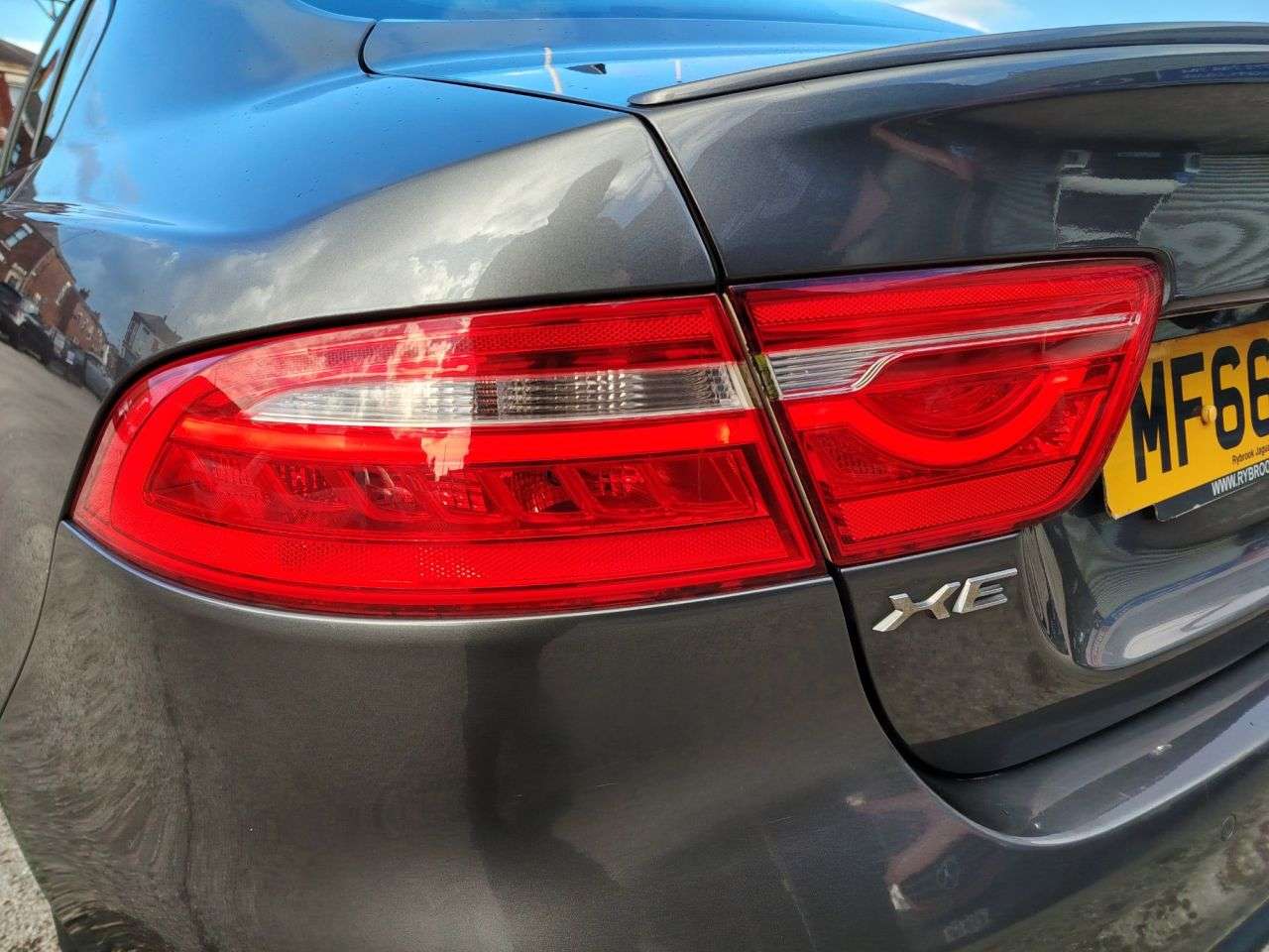 2016 JAGUAR XE 2016 JAGUAR XE