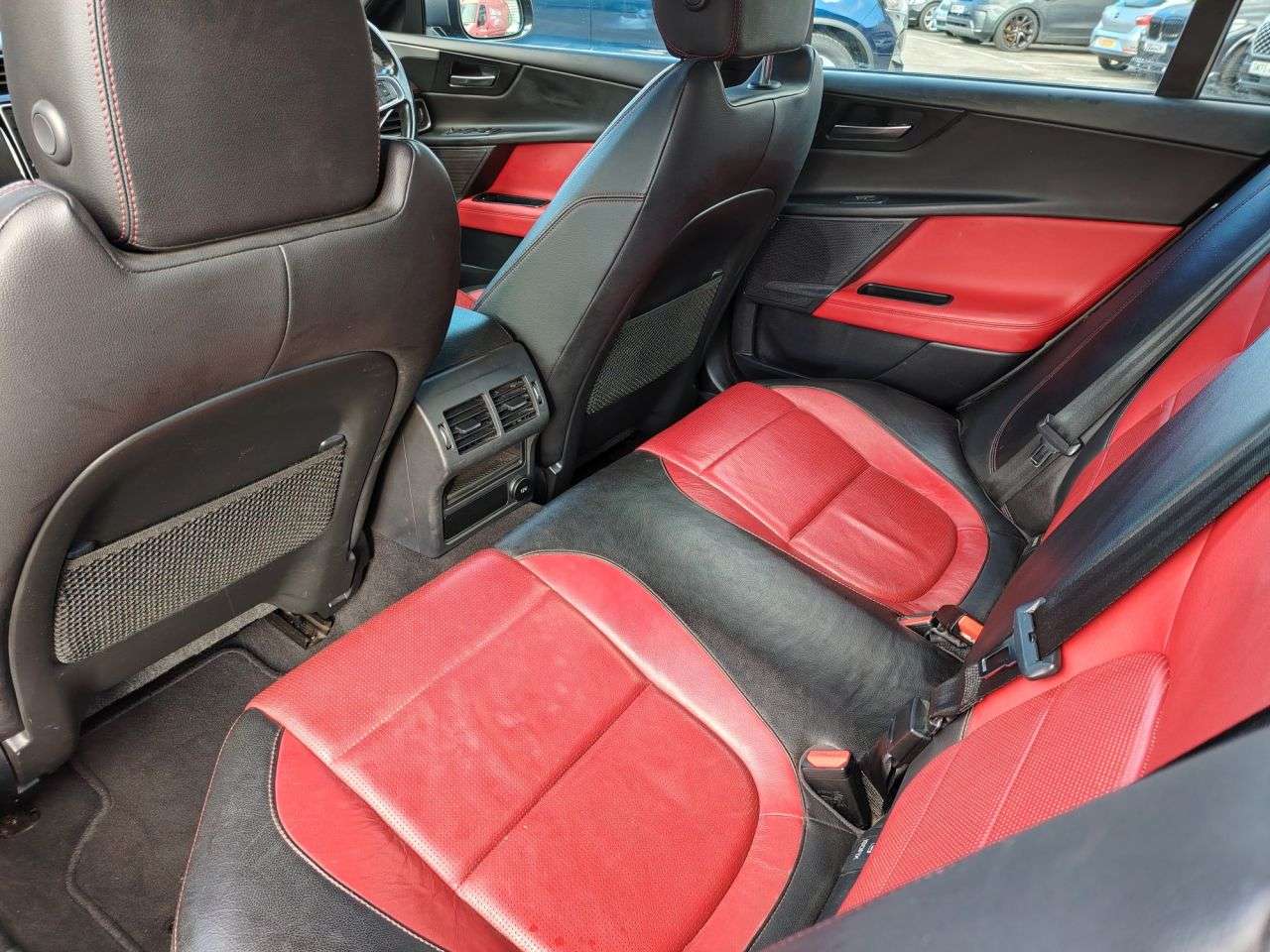 2016 JAGUAR XE 2016 JAGUAR XE