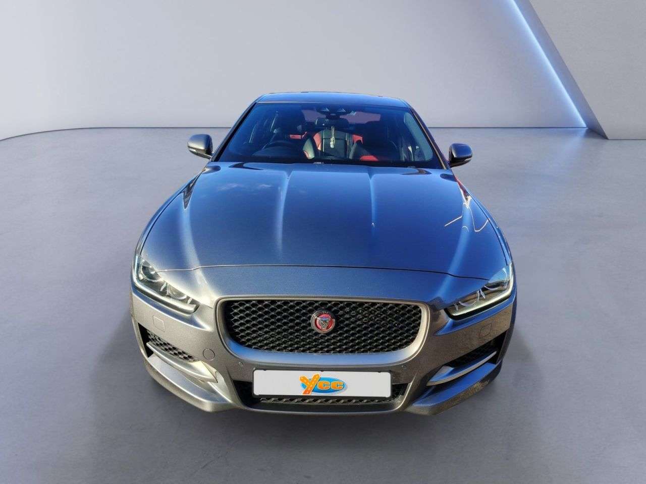 A 2016 JAGUAR XE 2.0d R-Sport Saloon 4dr Diesel Auto Euro 6 (s/s) (163 ps) 6 STAMP SERVICE H A 2016 JAGUAR XE 2.0d R-Sport Saloon 4dr Diesel Auto Euro 6 (s/s) (163 ps) 6 STAMP SERVICE H