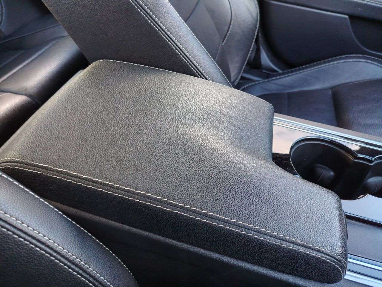2015 JAGUAR XE 2015 JAGUAR XE
