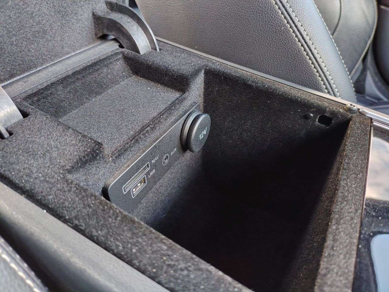 2015 JAGUAR XE 2015 JAGUAR XE