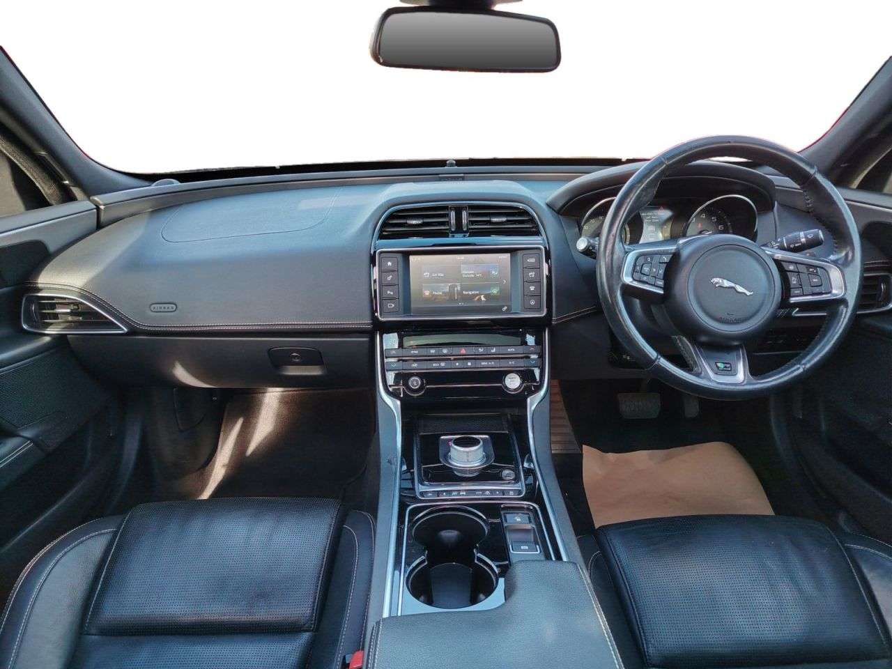 2015 JAGUAR XE 2015 JAGUAR XE
