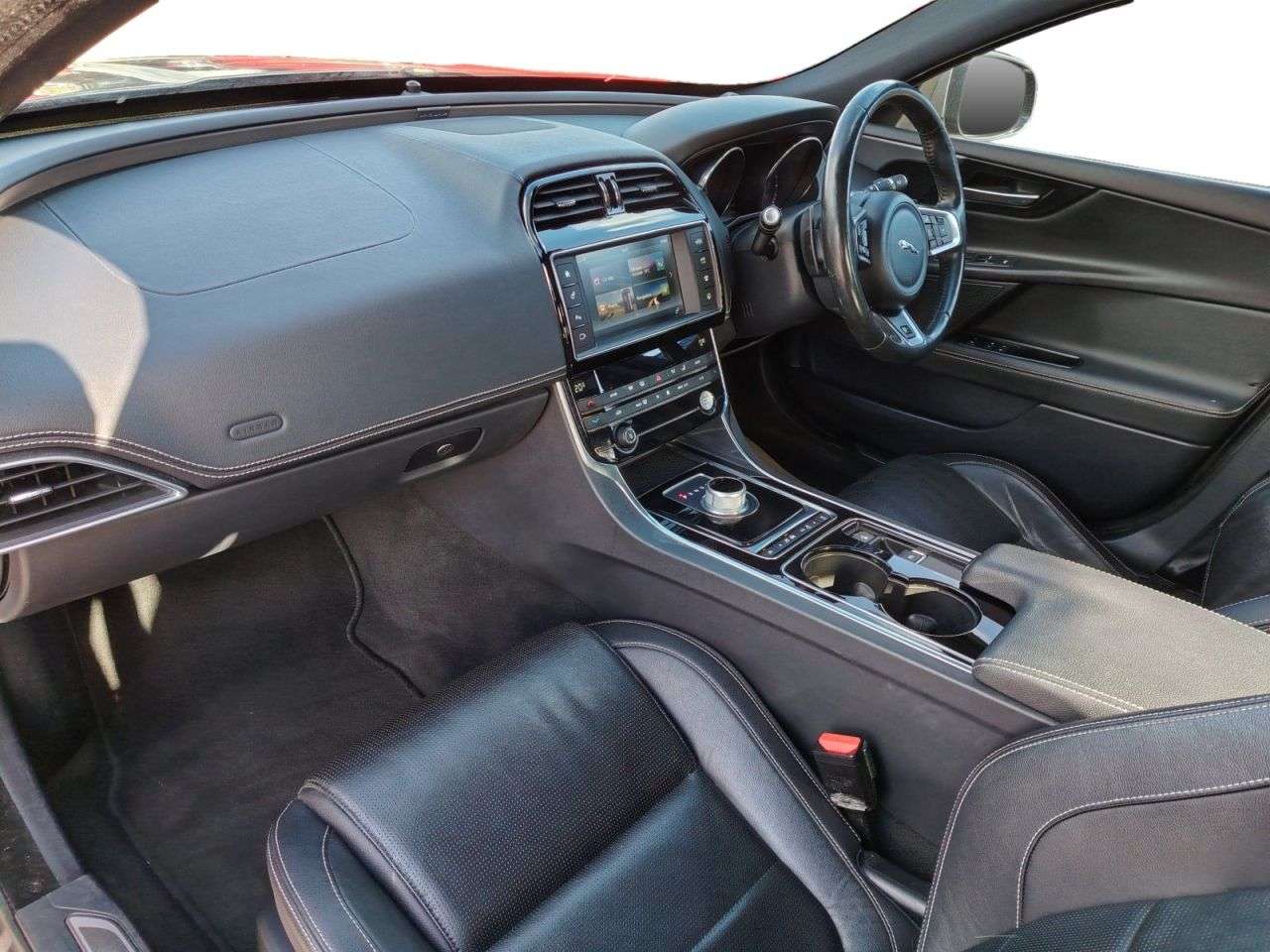 2015 JAGUAR XE 2015 JAGUAR XE