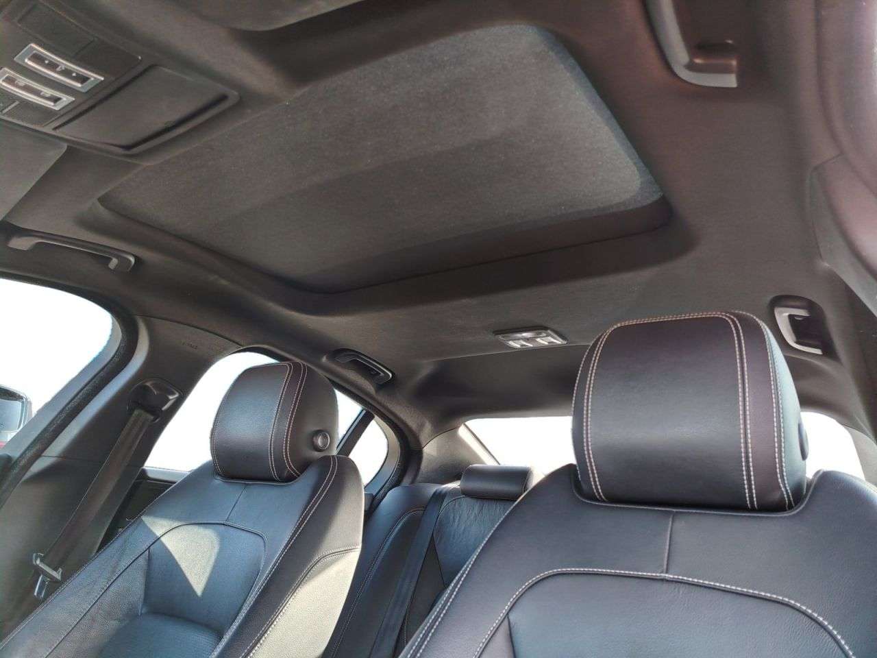 2015 JAGUAR XE 2015 JAGUAR XE