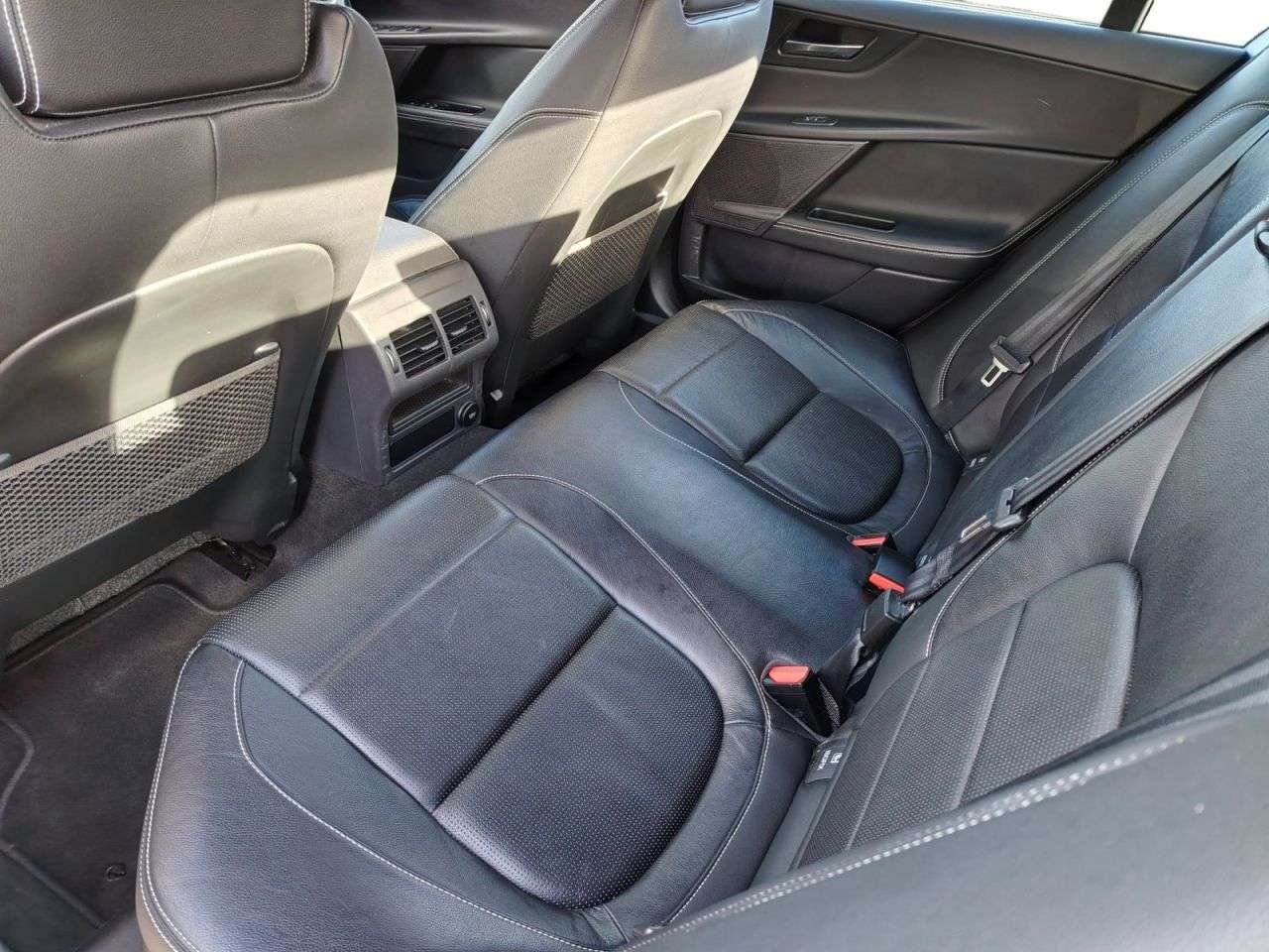2015 JAGUAR XE 2015 JAGUAR XE