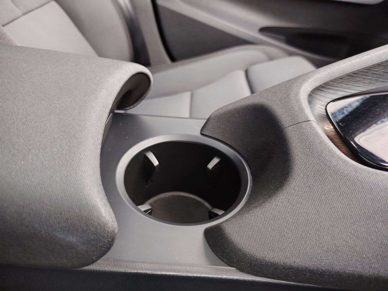 2021 POLESTAR POLESTAR 2 2021 POLESTAR POLESTAR 2
