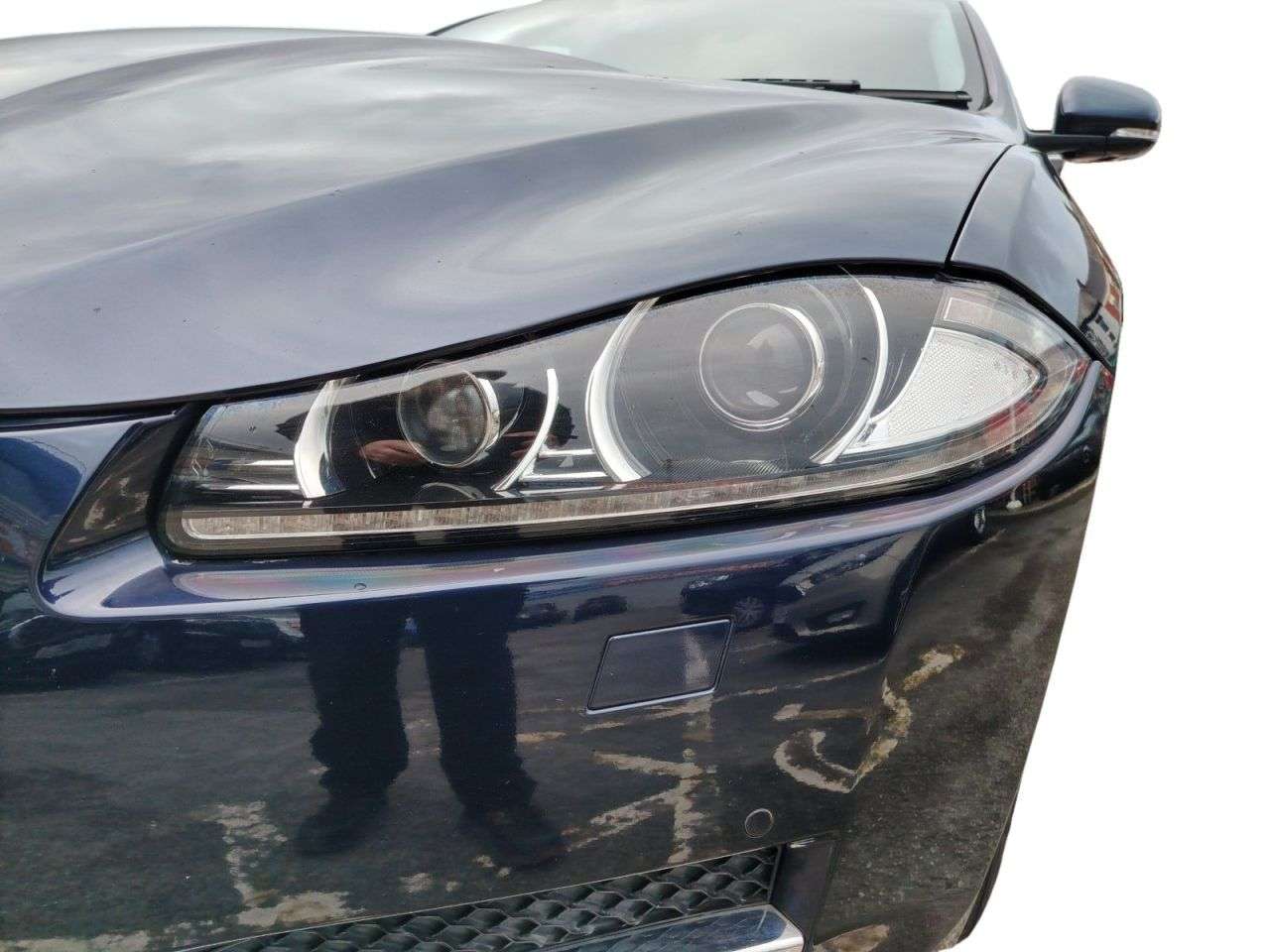 A 2014 JAGUAR XF 2.2d Premium Luxury Saloon 4dr Diesel Auto Euro 5 (s/s) (200 ps) GREAT VALU A 2014 JAGUAR XF 2.2d Premium Luxury Saloon 4dr Diesel Auto Euro 5 (s/s) (200 ps) GREAT VALU