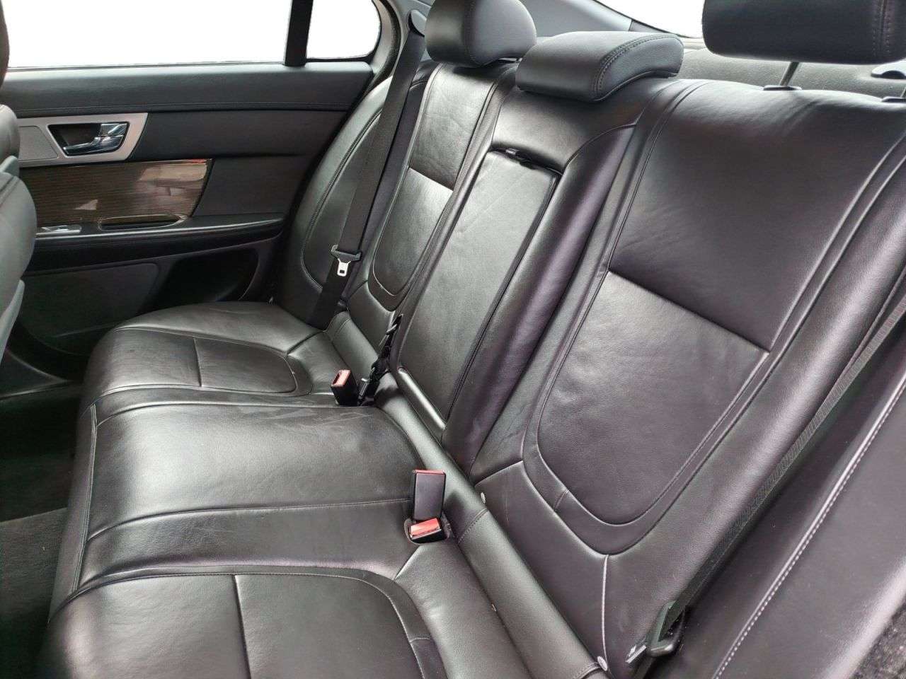 2014 JAGUAR XF 2014 JAGUAR XF