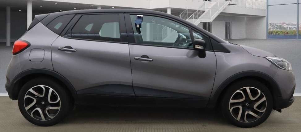 A 2014 RENAULT CAPTUR DYNAMIQUE S MEDIANAV DCI A 2014 RENAULT CAPTUR DYNAMIQUE S MEDIANAV DCI