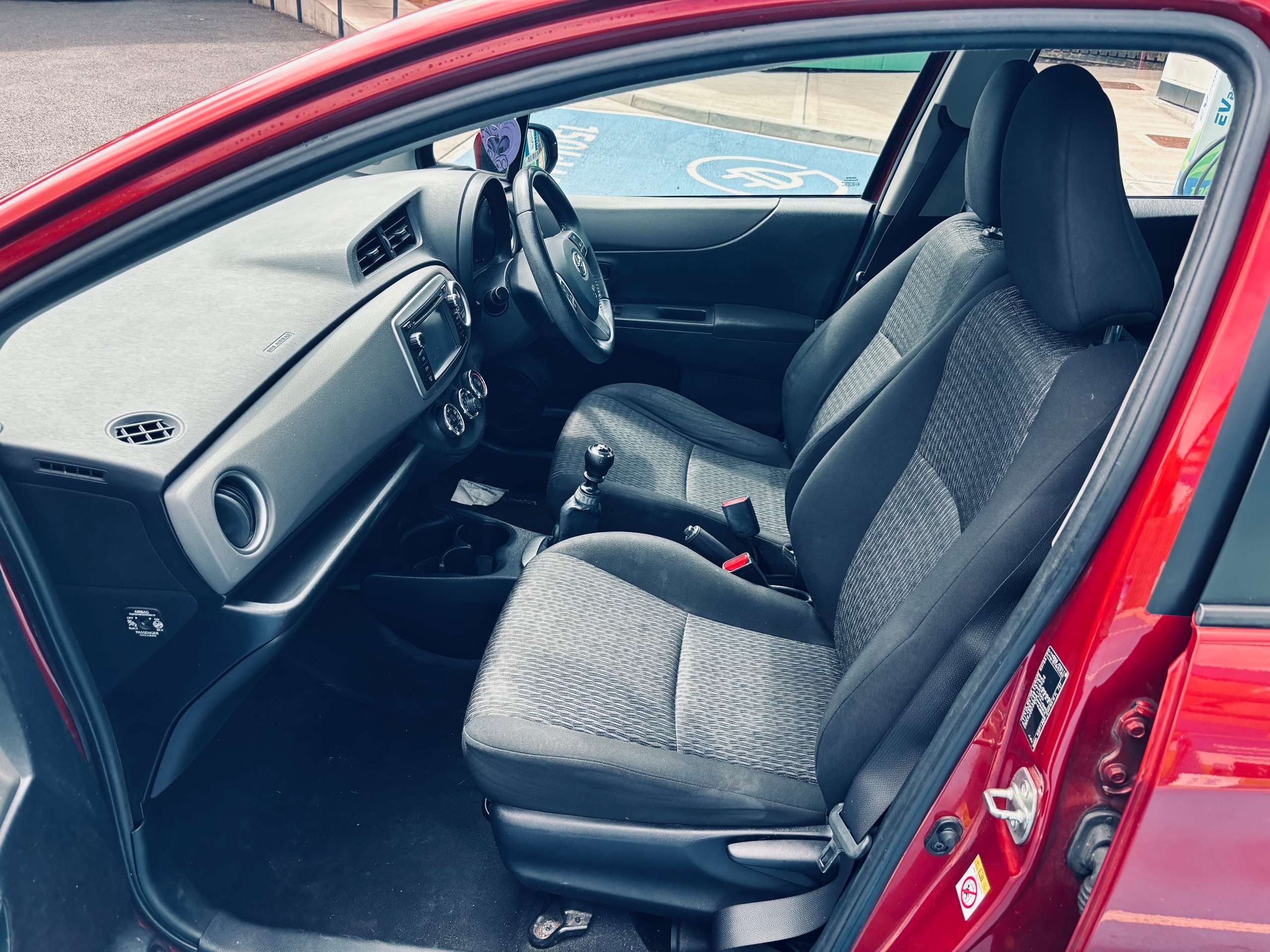 2013 TOYOTA YARIS 2013 TOYOTA YARIS