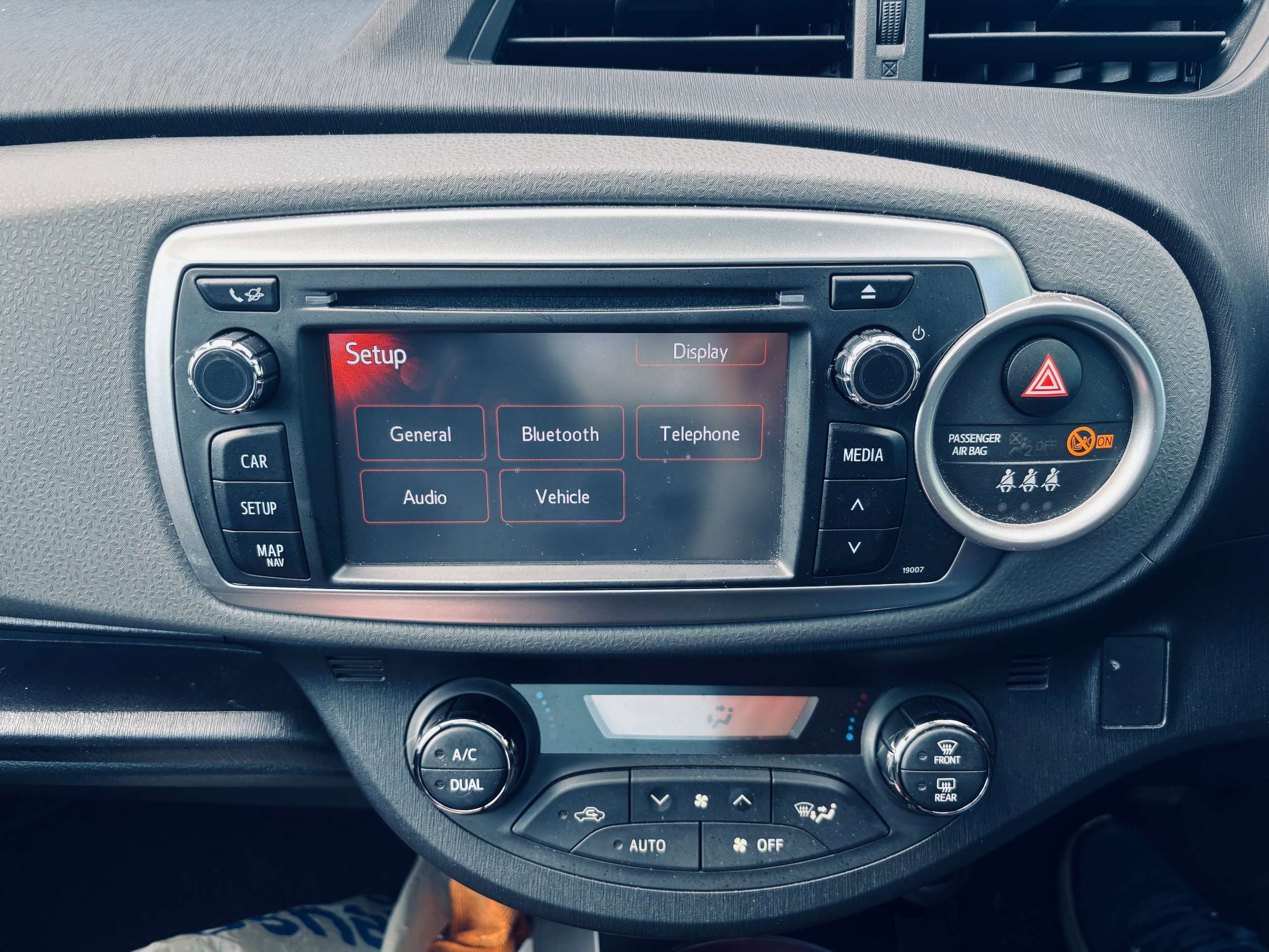 2014 TOYOTA YARIS 2014 TOYOTA YARIS