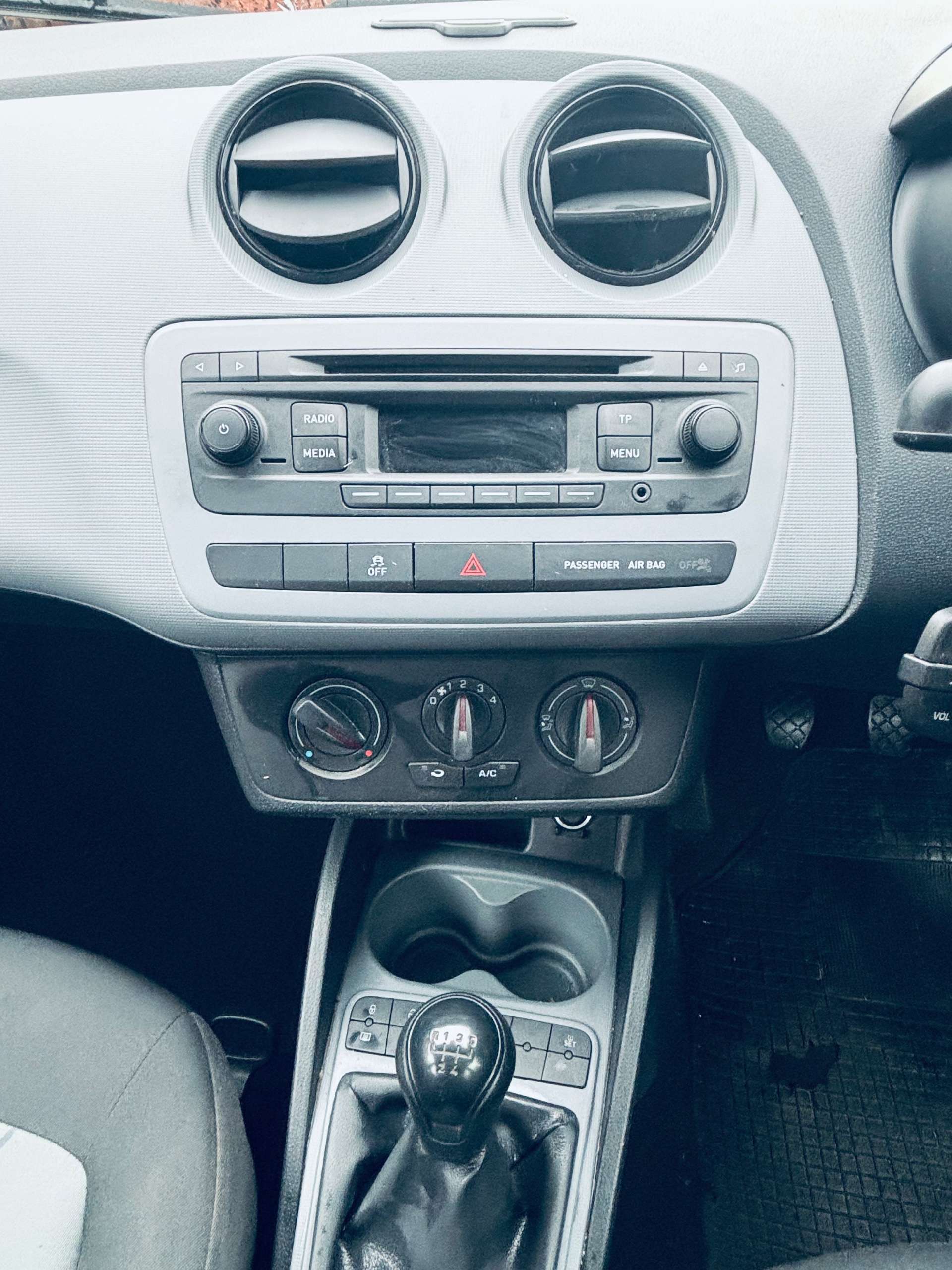 2015 SEAT IBIZA 2015 SEAT IBIZA