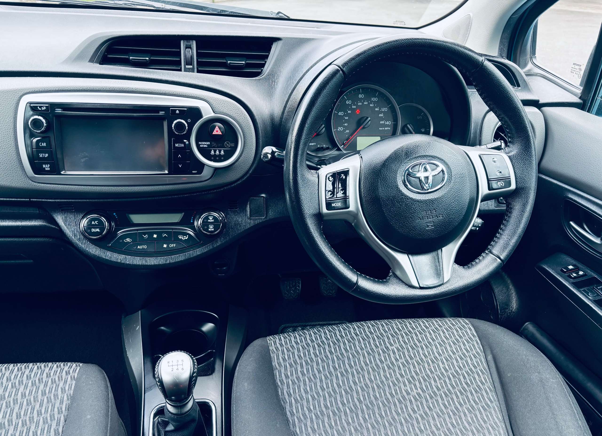 2014 TOYOTA YARIS 2014 TOYOTA YARIS