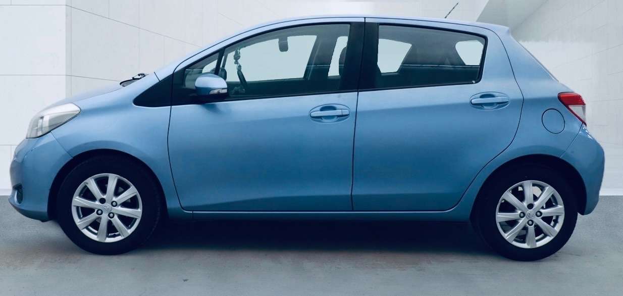 2013 TOYOTA YARIS 2013 TOYOTA YARIS