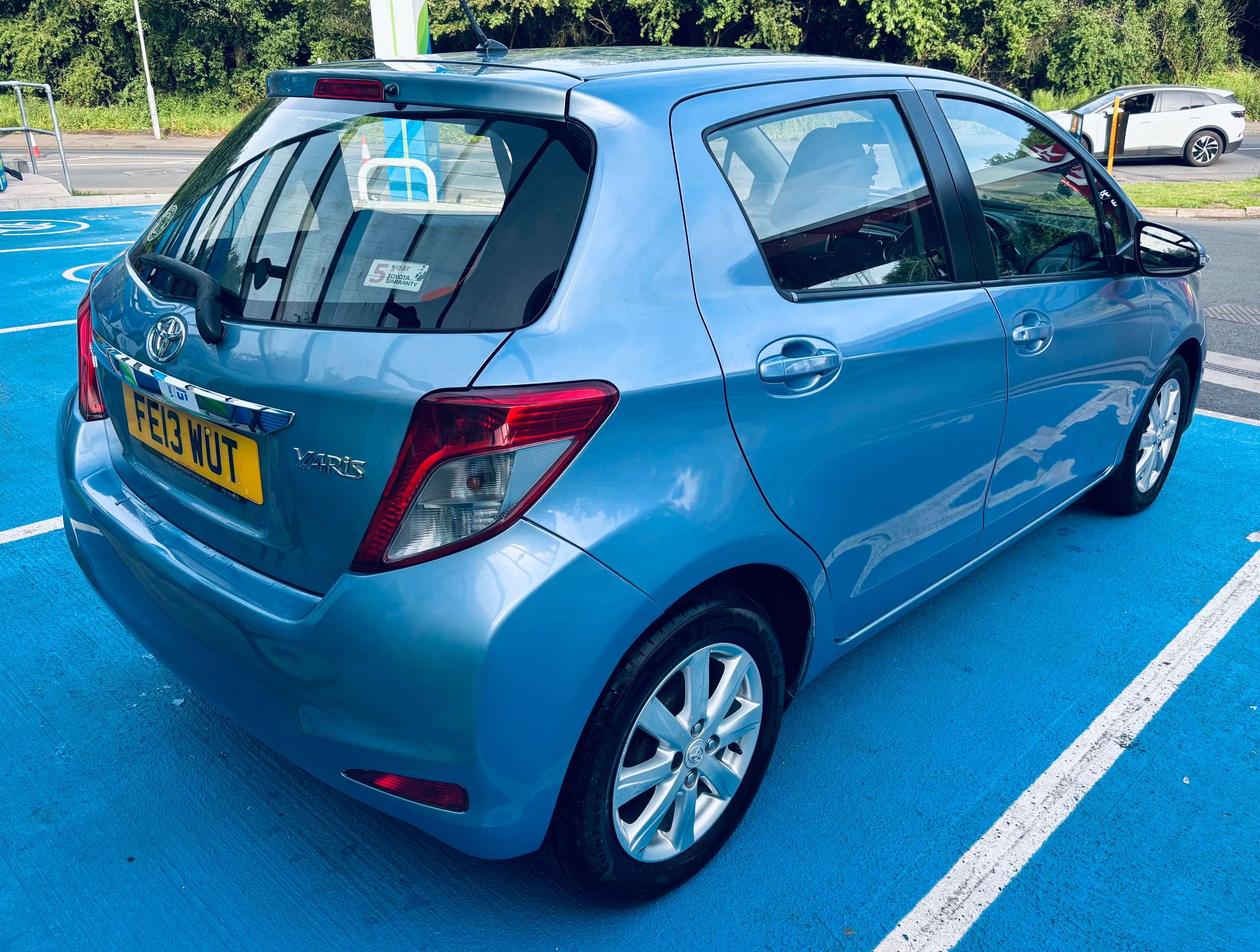 2013 TOYOTA YARIS 2013 TOYOTA YARIS