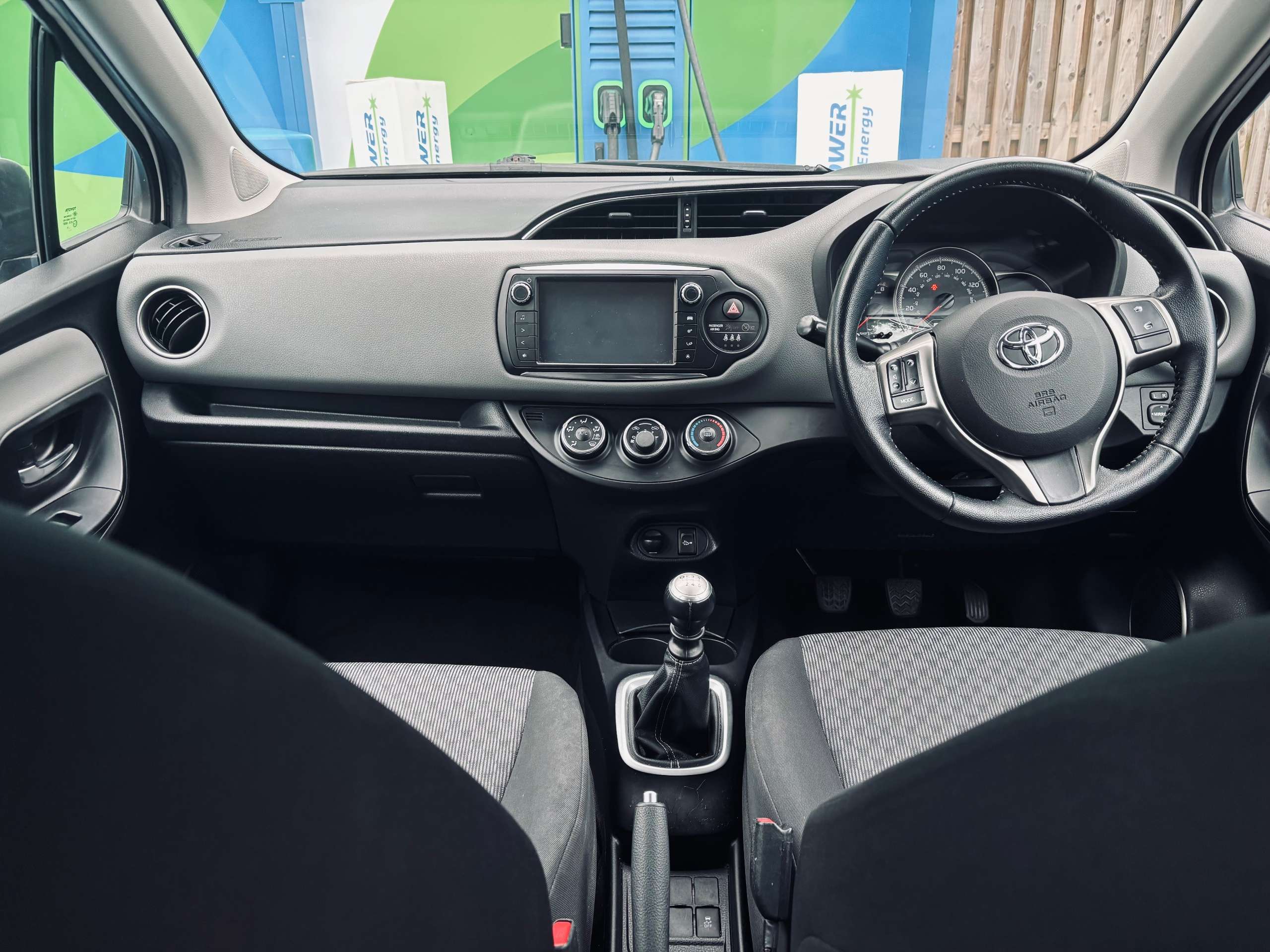 2015 TOYOTA YARIS 2015 TOYOTA YARIS