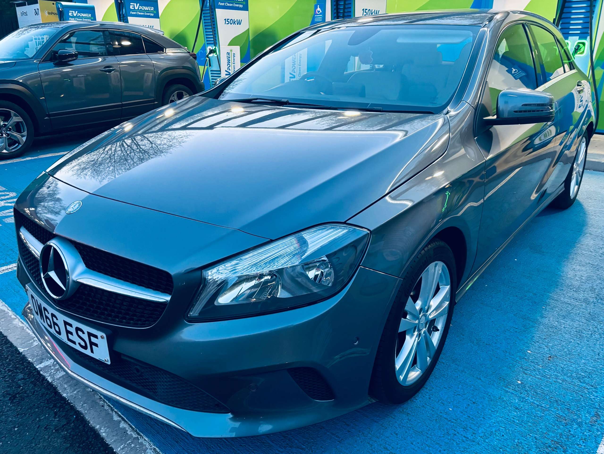 A 2017 MERCEDES-BENZ A CLASS 1.5 A180d Sport (Executive) Hatchback 5dr Diesel Manual Euro 6 (s/s) (109 ps) A 2017 MERCEDES-BENZ A CLASS 1.5 A180d Sport (Executive) Hatchback 5dr Diesel Manual Euro 6 (s/s) (109 ps)